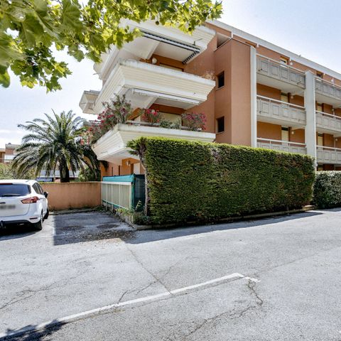 APPARTEMENT 4 personen - 4p La Croix du Sud 2*