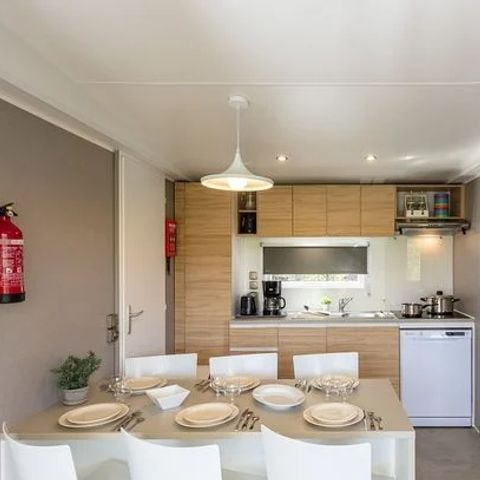 Stacaravan 6 personen - Stacaravan | Premium | 3 slaapkamers | 6 pers. | Terras Lounge | Air-con.