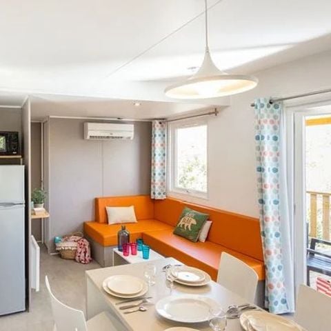 Stacaravan 6 personen - Stacaravan | Premium | 3 slaapkamers | 6 pers. | Terras Lounge | Air-con.