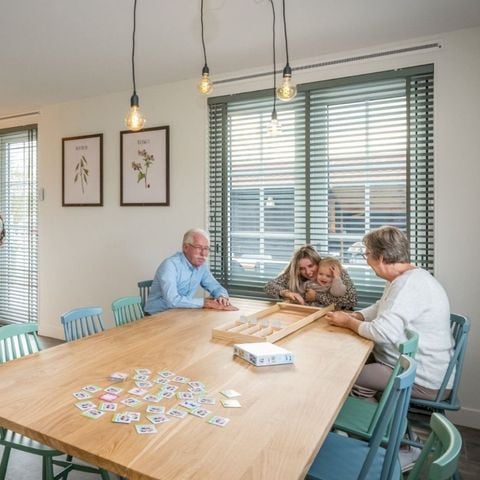 VAKANTIEHUIS 14 personen - Luxe Welnessboerderij 14p