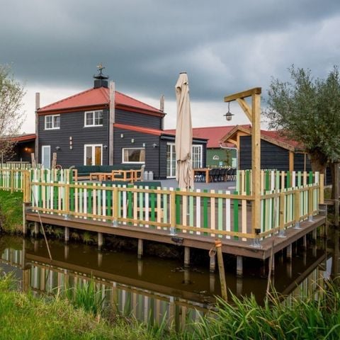 VAKANTIEHUIS 14 personen - Luxe Welnessboerderij 14p