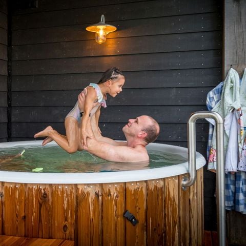 VAKANTIEHUIS 14 personen - Luxe Wellnessboerderij