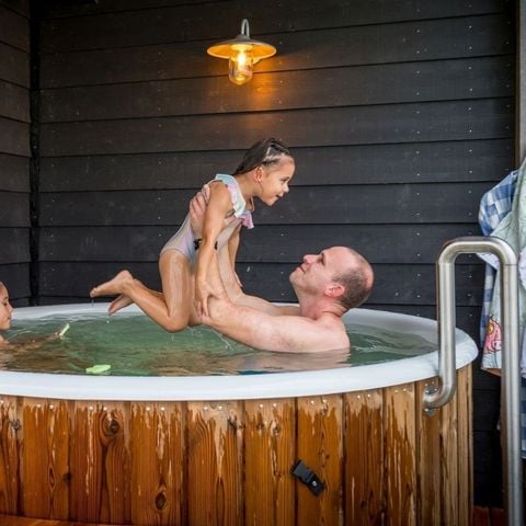 VAKANTIEHUIS 14 personen - Luxe Welnessboerderij 14p