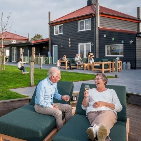 VAKANTIEHUIS 14 personen - Luxe Welnessboerderij 14p