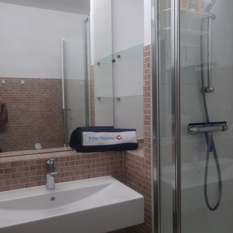 APPARTEMENT 4 personen - Les Cascadelles 2*