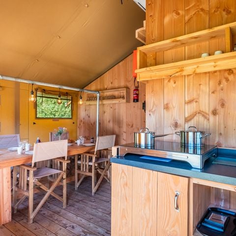 Safaritent 5 personen - Comfort met privé Hottub (4+1)