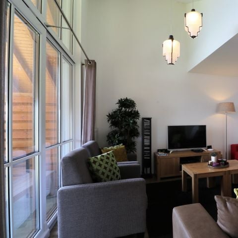 APPARTEMENT 6 personen - sfeervol penthouse direct aan de skipiste