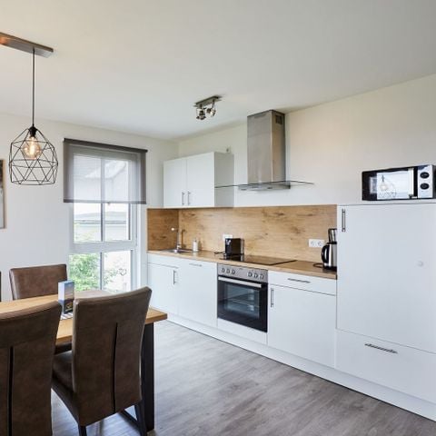 APPARTEMENT 5 personen - sfeervol aan de piste ski-in ski-out