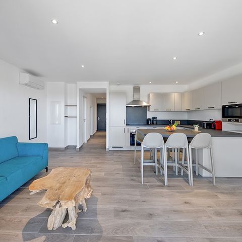VAKANTIEHUIS 8 personen - - 4 bedrooms - Air conditioned - 4m private swimming pool - Terrace