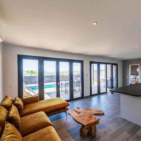 VAKANTIEHUIS 8 personen - - 4 bedrooms - Air conditioned - 7m private swimming pool - Terrace