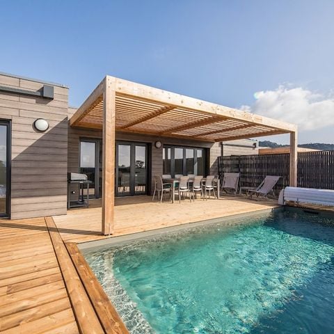 VAKANTIEHUIS 8 personen - - 4 bedrooms - Air conditioned - 7m private swimming pool - Terrace