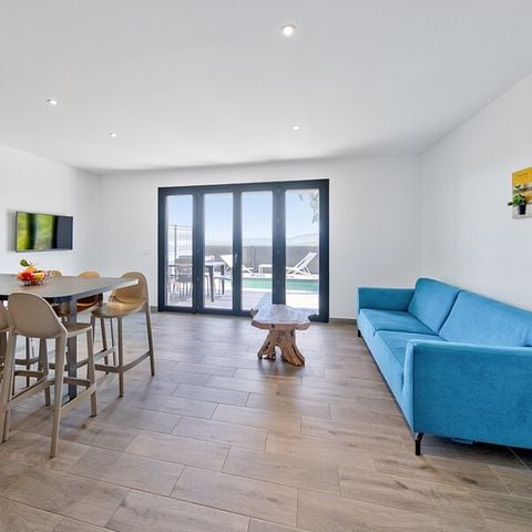 Vakantiehuis 6 personen - - 3 bedrooms - Duplex - Air conditioned - 4m private swimming pool - Terrace