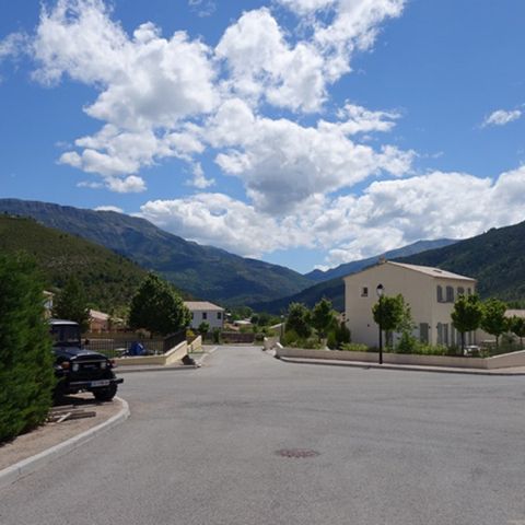 FranceComfort Villa's du Verdon - Camping Alpes-de-Haute-Provence - Afbeelding N°5