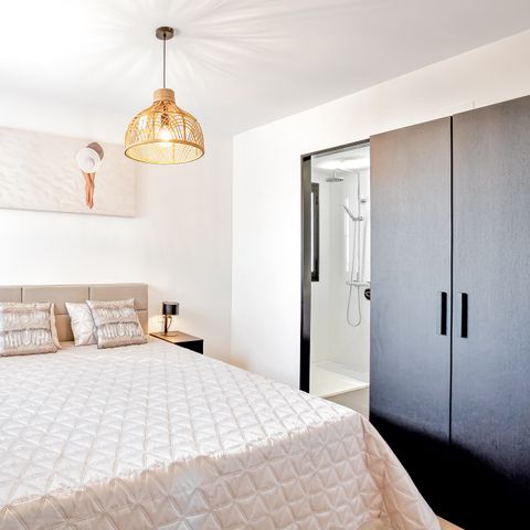 APPARTEMENT 8 personen - with solarium (roofterrace) and seaview