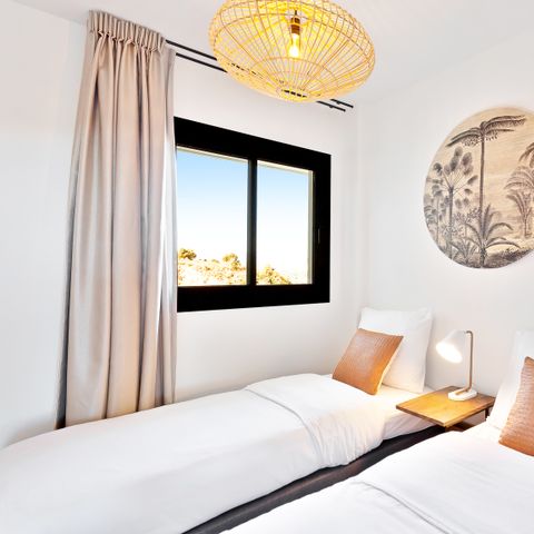 APPARTEMENT 4 personen - loft with solarium/roofterrace and seaview