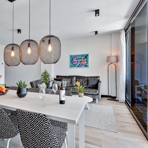APPARTEMENT 4 personen - with pool side