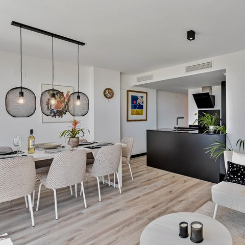 APPARTEMENT 6 personen - with solarium (roofterrace) and seaview