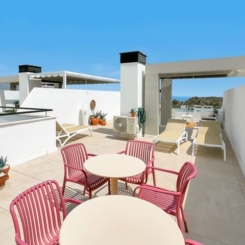 APPARTEMENT 6 personen - Penthouse zwembadzijde