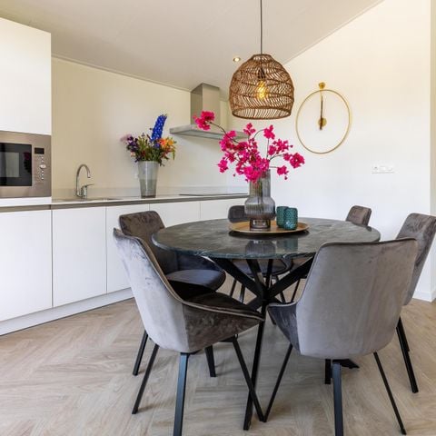 VAKANTIEHUIS 6 personen - Watervilla Luxe Wellness