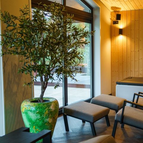 VAKANTIEHUIS 2 personen - Wellness Suite met Hottub, 2 Sauna's & Massagebedden
