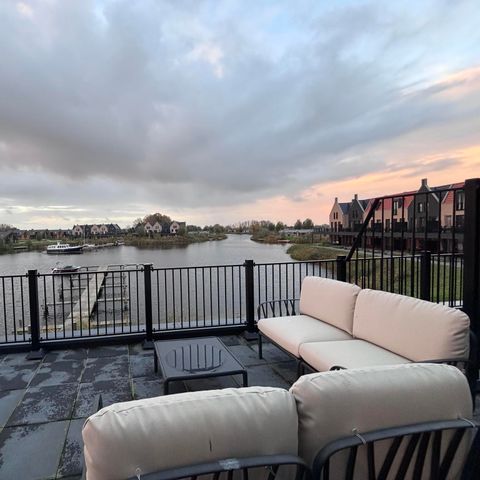 APPARTEMENT 8 personen - IJsselblick Sauna 8