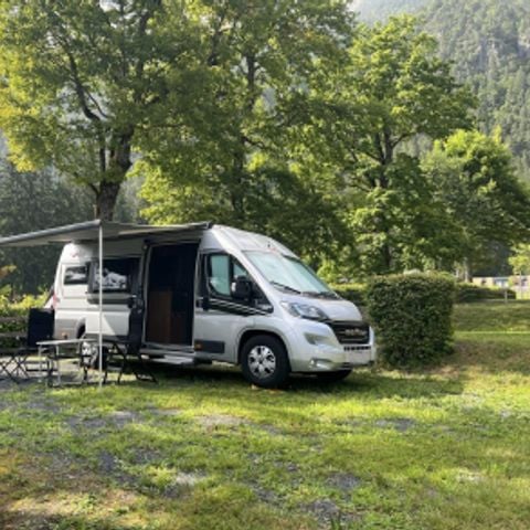 STAANPLAATS - Kampeerplaats Comfort