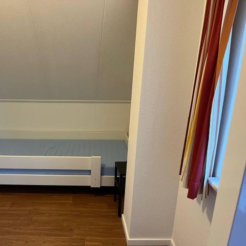 Bungalow 5 personen - met luxe tuinkamer en uitzicht op speelvijver