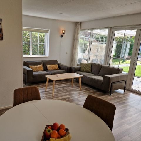 Bungalow 4 personen - met Veranda en Airconditioning begane grond