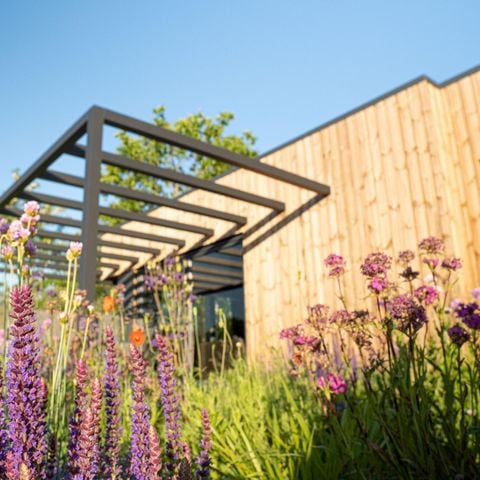 Lodge 6 personen - met hondenhek, sauna en hottub