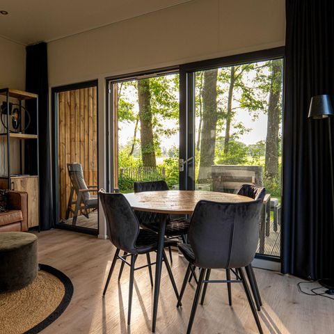Lodge 2 personen - Boslodge Royal met sauna  en hondenhek