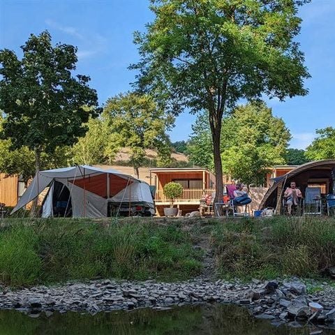 Kampeerplaats - Comfort aan het water