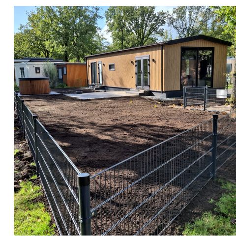 Lodge 4 personen - Aekinger omheinde tuin en Hottub Huisdiervrij