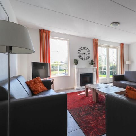 VAKANTIEHUIS 12 personen - Beachvilla XL met Wellness bubbelbad