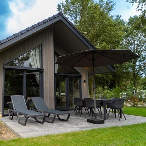 VAKANTIEHUIS 6 personen - Ecovilla Waterzicht Comfort met Sauna & Buitendouche 