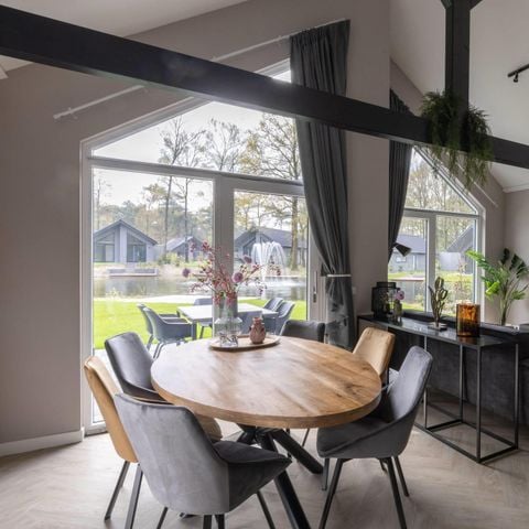 VAKANTIEHUIS 6 personen - Ecovilla Waterzicht Comfort met Sauna & Buitendouche 