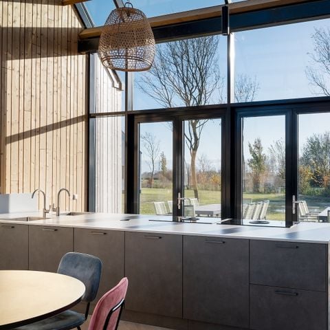 VAKANTIEHUIS 20 personen - Vloedschuur