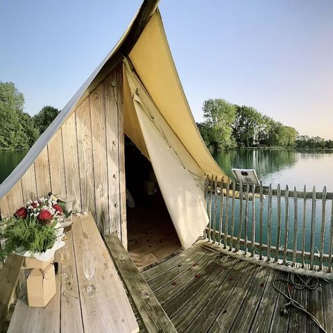 UNIEKE ACCOMMODATIE 2 personen - Drijvende meerhut