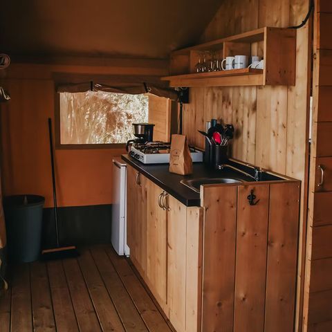 Safaritent 4 personen - incl. sanitair