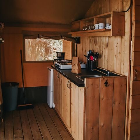 Safaritent 4 personen - incl. sanitair BOS