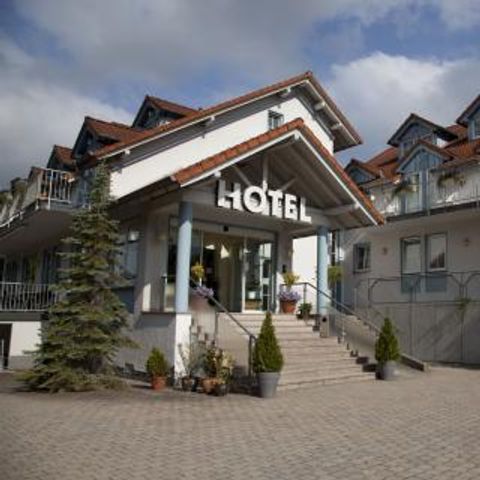 Seepark Kirchheim - Camping Hessen - Afbeelding N°2