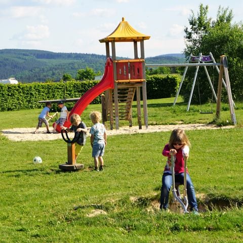 Camping & Ferienpark Brilon - Camping Noordrijn-Westfalen - Afbeelding N°2