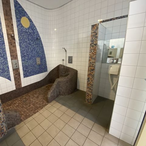 Kampeerplaats - Standaard met privésanitair in de buurt