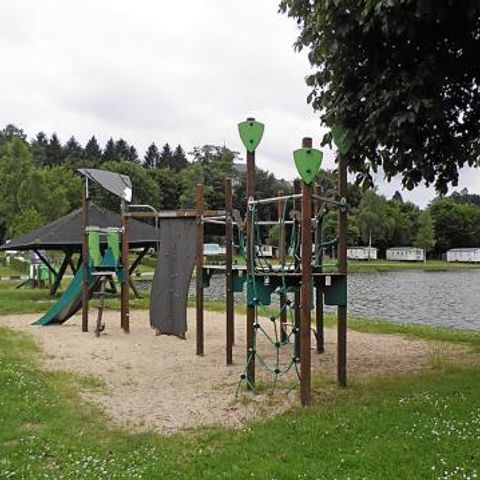 Camping Le Val de L'Aisne - Camping Belgisch-Luxemburg - Afbeelding N°2