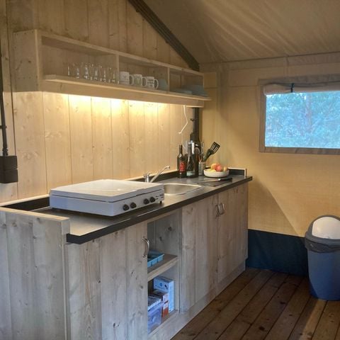 Safaritent 6 personen - incl. sanitair