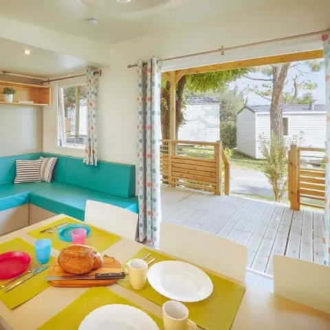 Stacaravan 7 personen - Premium Lounge met 3 slaapkamers - buitenkeuken