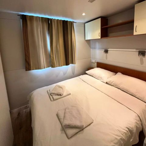 Stacaravan 4 personen - Stacaravan 3 Kamers 4 Personen Airconditioning + TV 24m ² (24m ²)