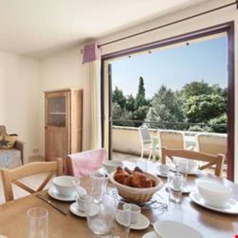 APPARTEMENT 4 personen - (max. 2 adults) Bonnieux