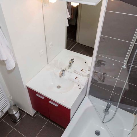 APPARTEMENT 6 personen - 3 KAMERS 4/6 PERSONEN