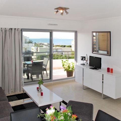 APPARTEMENT 4 personen - 2/4 pers. Cagnes-sur-Mer PREM.(vue garantie) CSR103