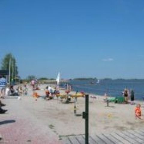 Novasol Waterrijck Marswâl - Camping Friesische Seen - Afbeelding N°3